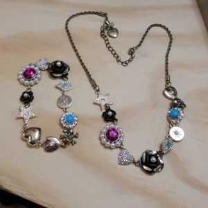 BETSEY JOHNSON Necklace & Bracelet Set